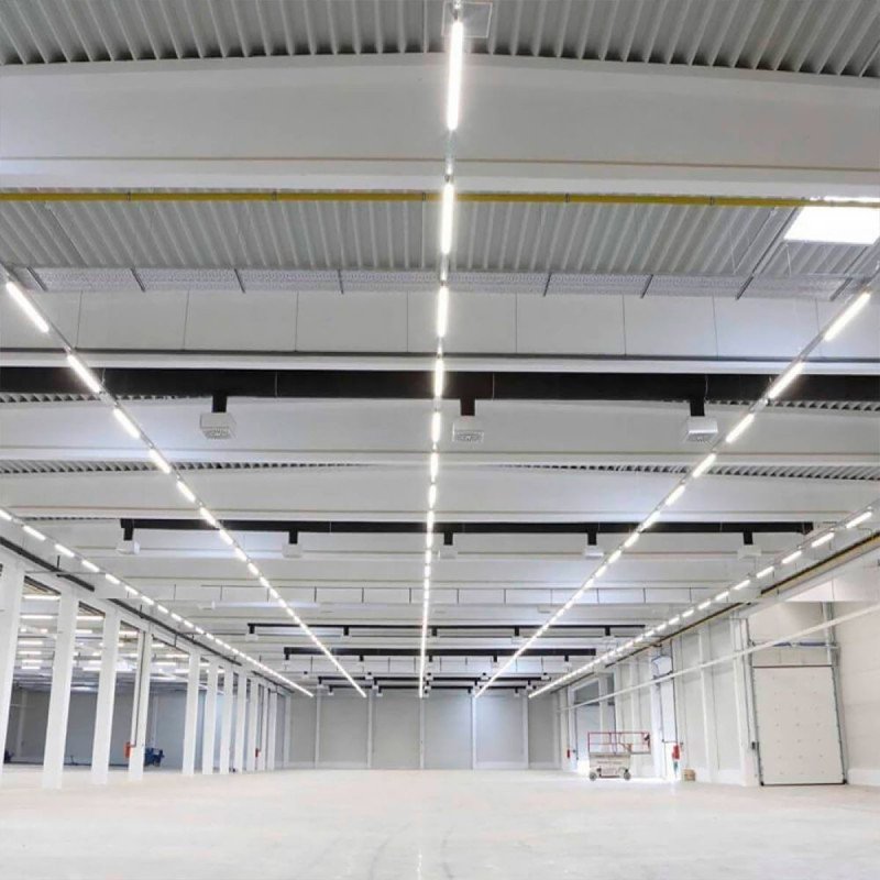 Réglette LED Compact Étanche 120cm – 36W Haute Performance – IP65 Résistante