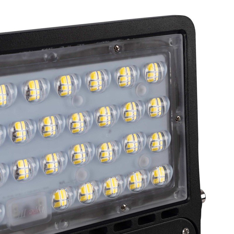 Projecteur LED asymétrique 150W – Puissant IP65 – Professionnel