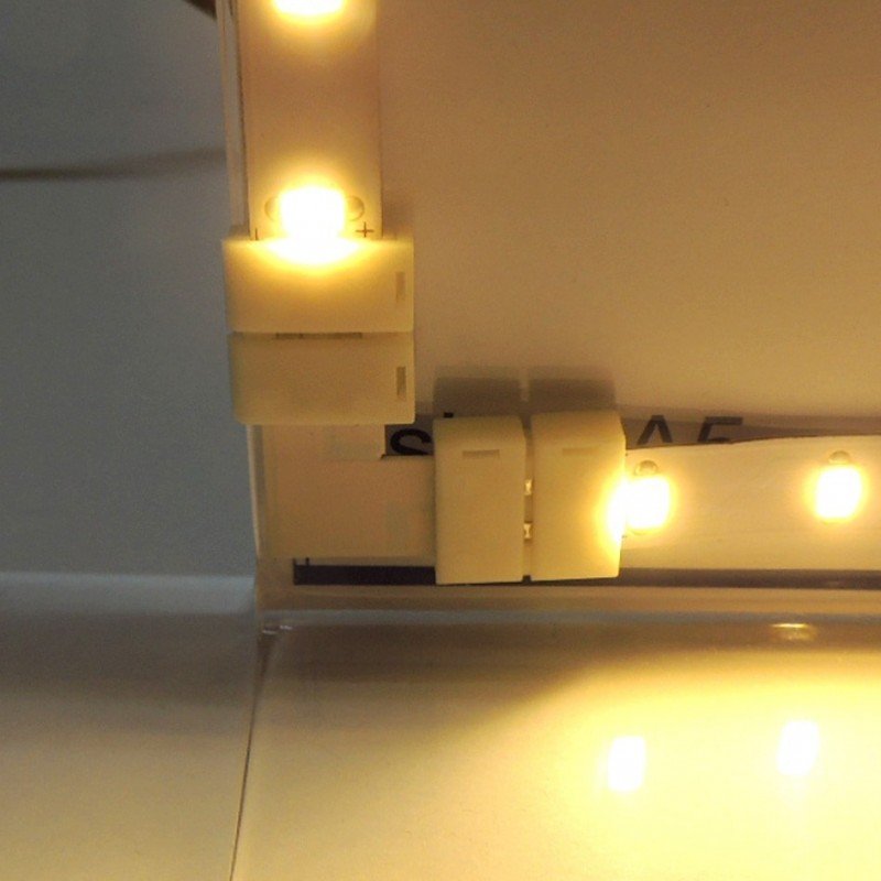 Connecteur d'angle ruban à ruban LED 10mm 90º 5 Connecteur angle ruban LED 10mm – Ultra 90° – IP20 Certifié